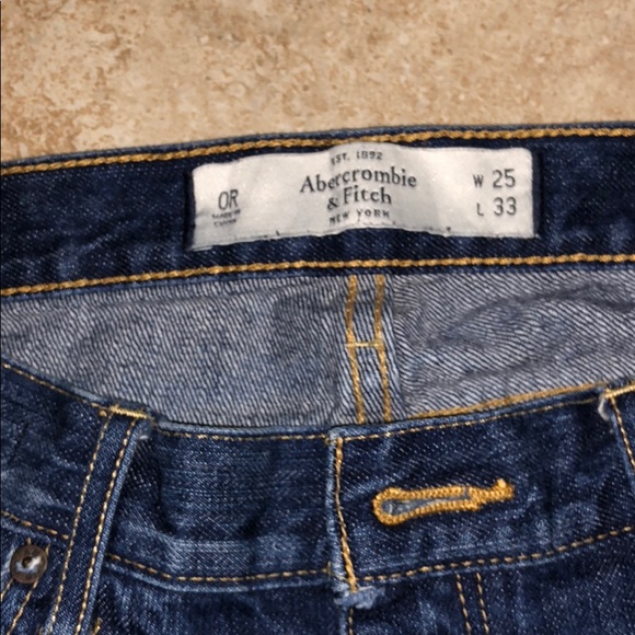 Jeans - Picture 3 of 3